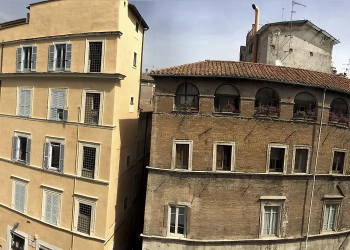 Lea Luxury Rome